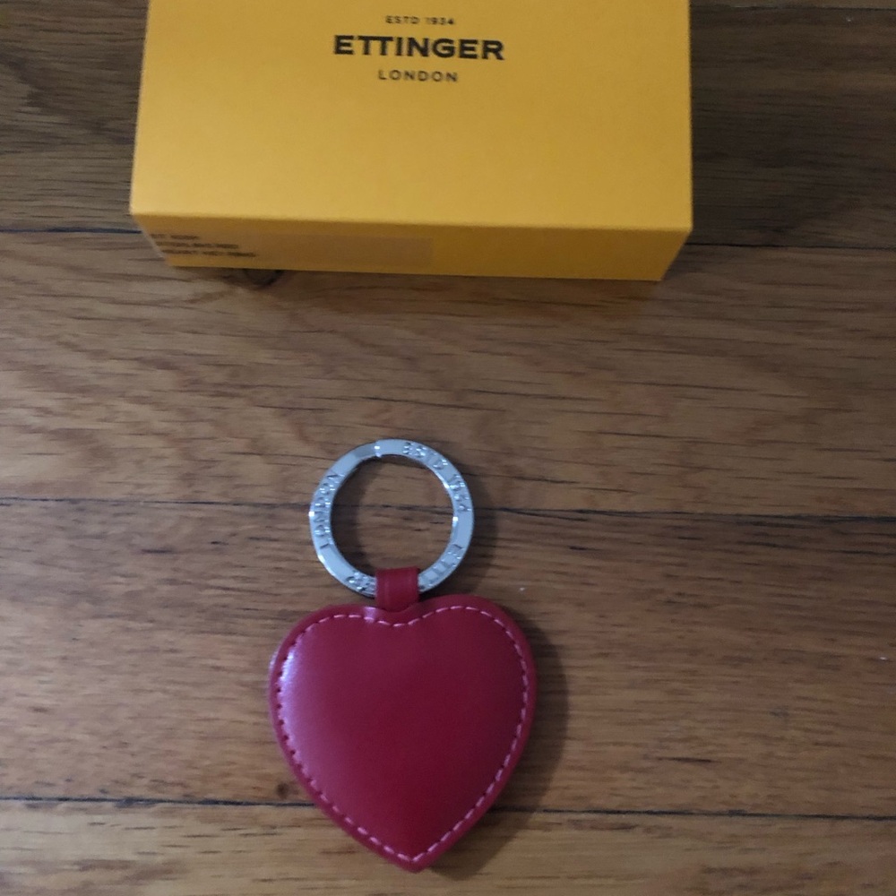 New in Box! Ettinger Sterling Heart Red Leather Key Fob - Picture 6 of 9